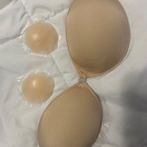 Fabric adhesive backless strapless bra